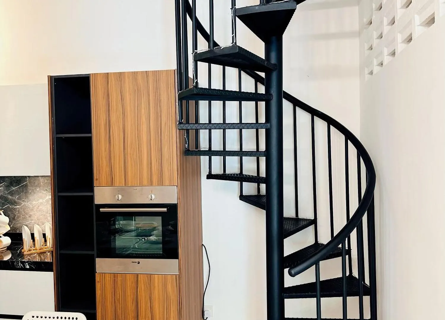 Holiday home New! 10Pax Special 1,5 Storey Semi-D In Georgetown 70 Inch Smart Tv Malaysia